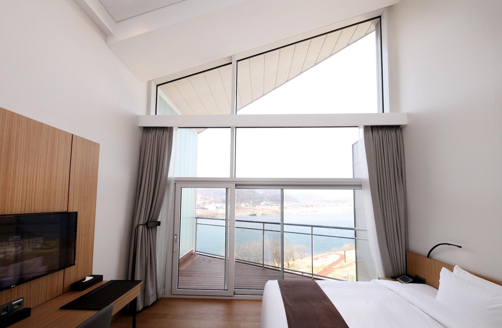 Midas & Resort 4*