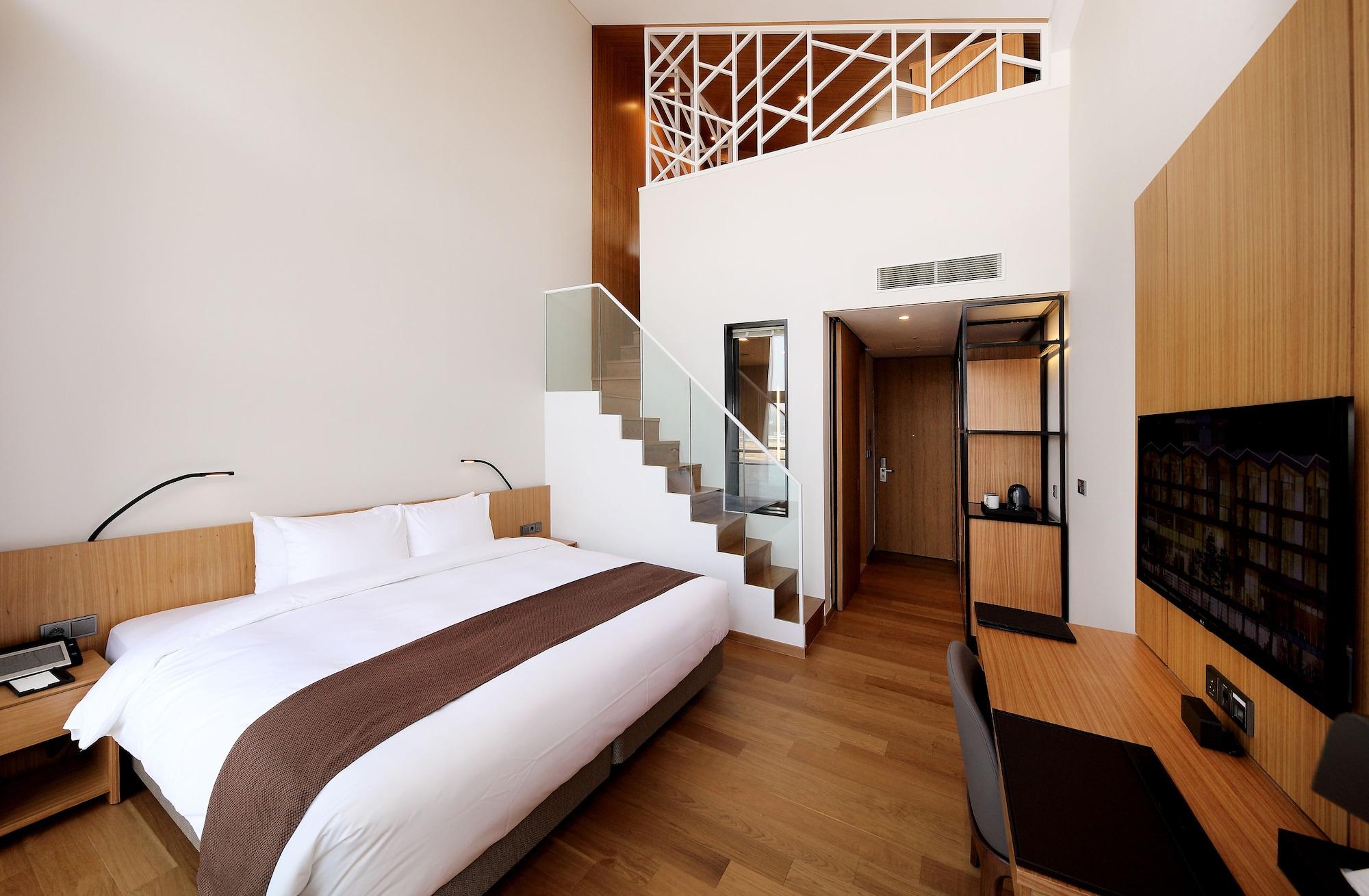 Resort Midas &