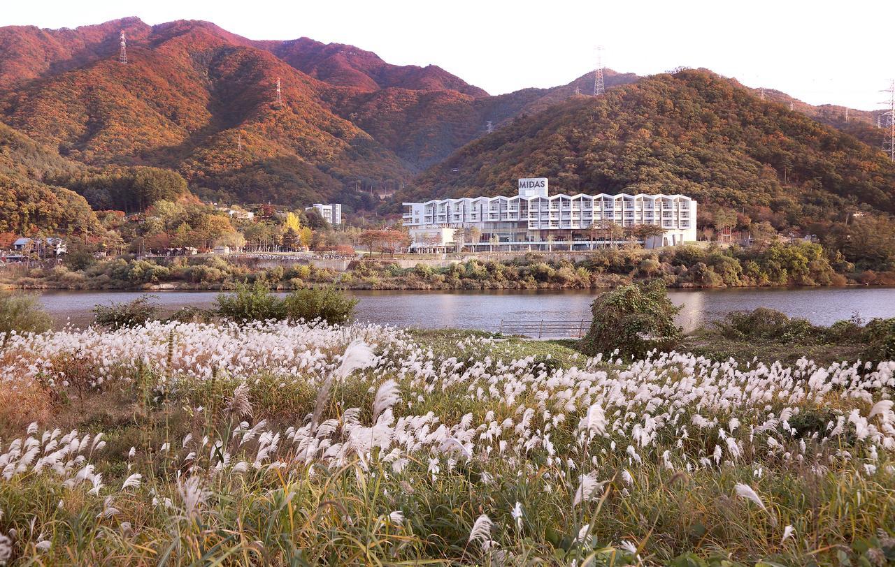 Resort Midas &